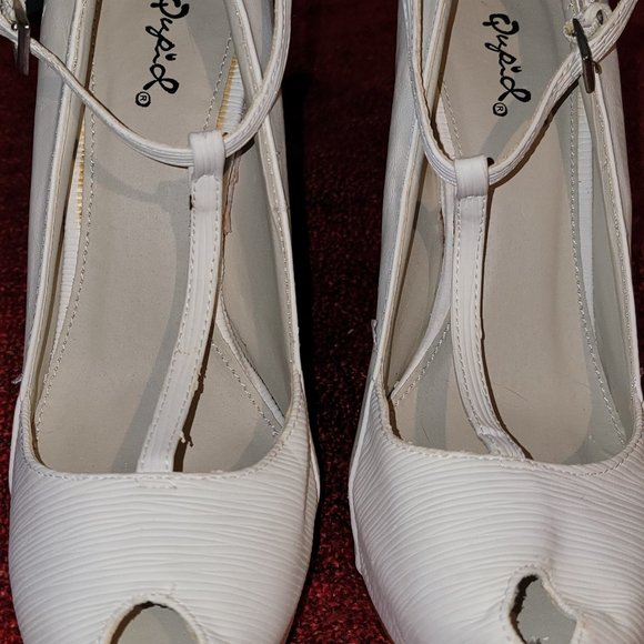 Qupid Mary Jane Peep Toe Heel - Picture 11 of 16